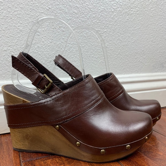 wooden wedge clogs
